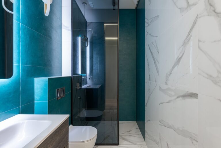 Salle de bain grand format à Cannes